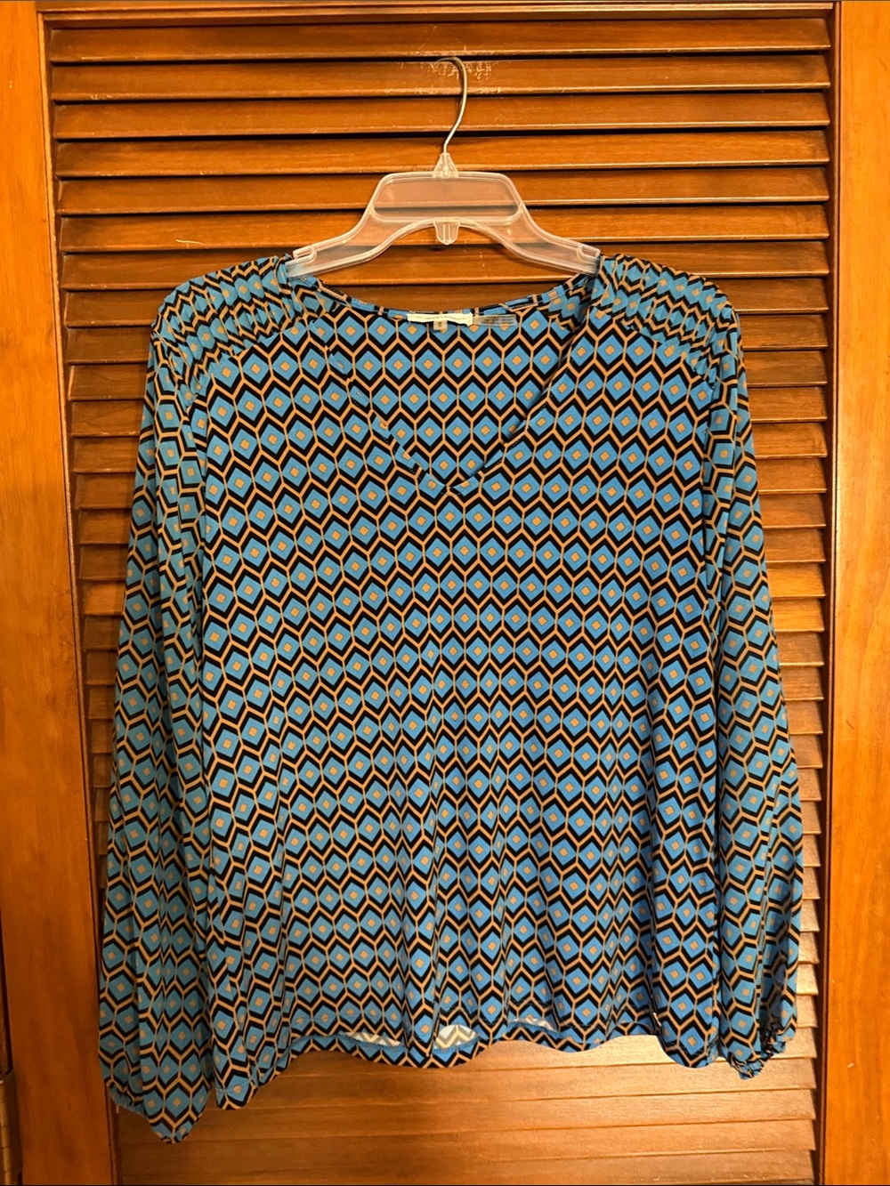 Geometric Print Long-Sleeve Blouse